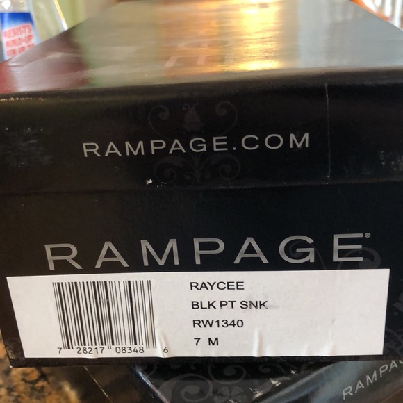 Rampage black snake print pointy toe pumps - Picture 7 of 8